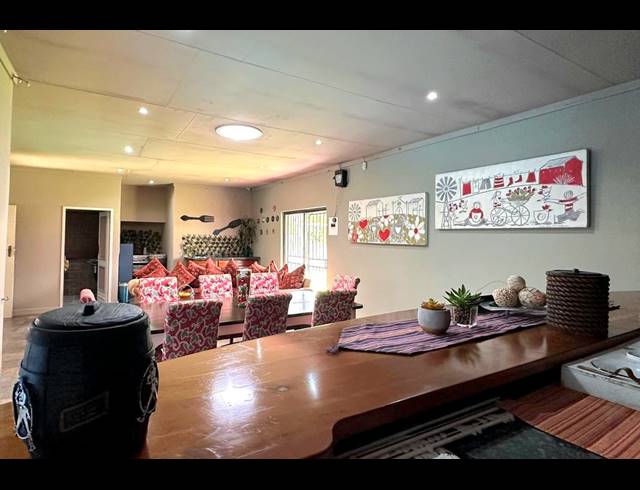 7 BEDROOM HOUSE FOR SALE IN THREE RIVERS